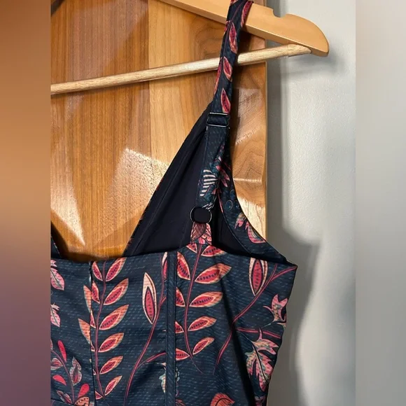 Stunning Averie Silky Cocktail Dress Size L - Picture 8 of 11